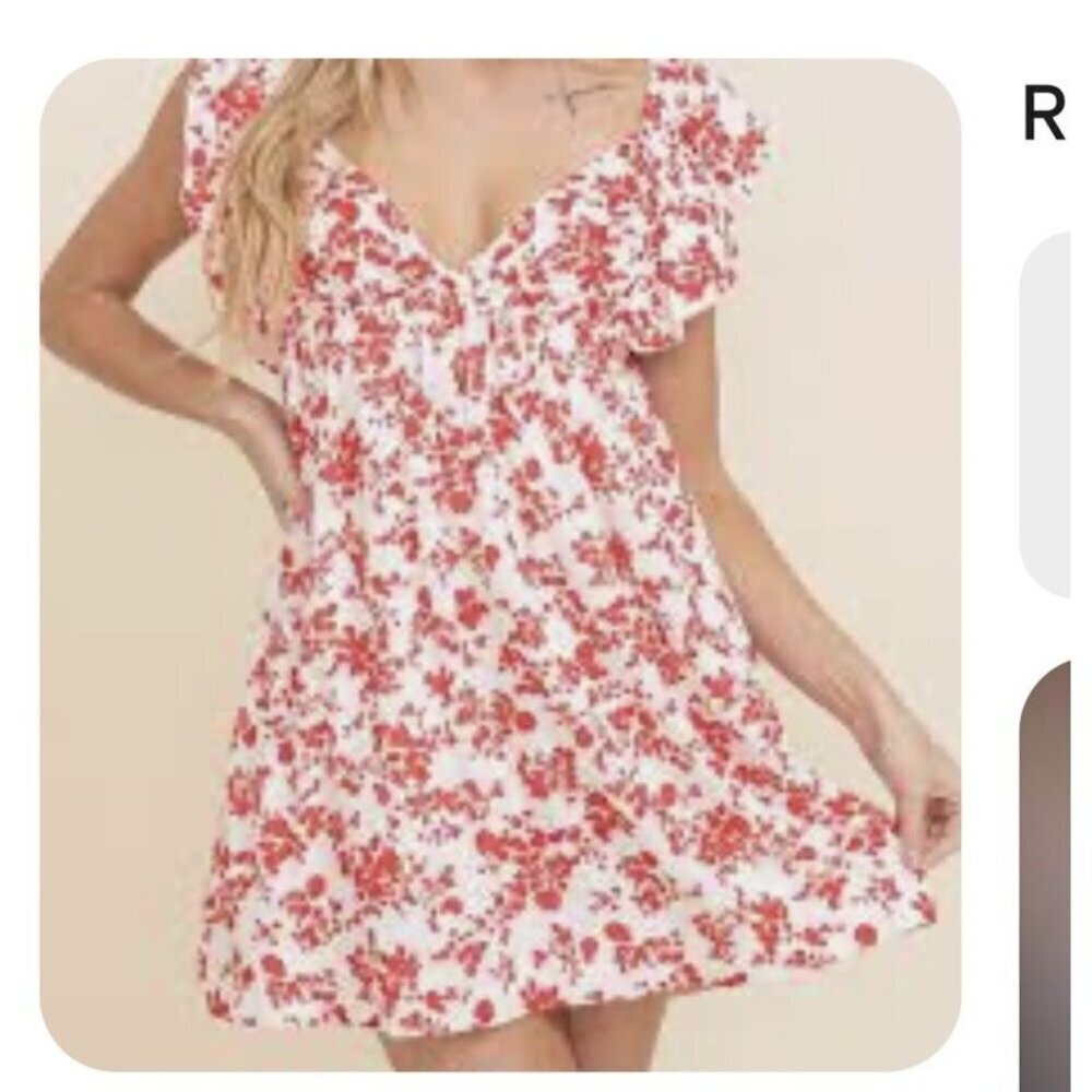 Women’s Cloud Ten Red And White Dress Floral Medium NWT